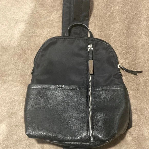 Tutilo New York Bags Tutilo New York Sling Pack Poshmark